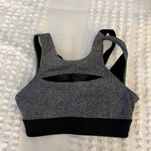 Lululemon top
